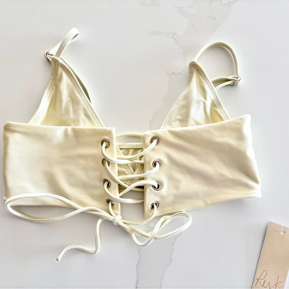 Ivory Edgy Bikini Top by Ris-K: size Small